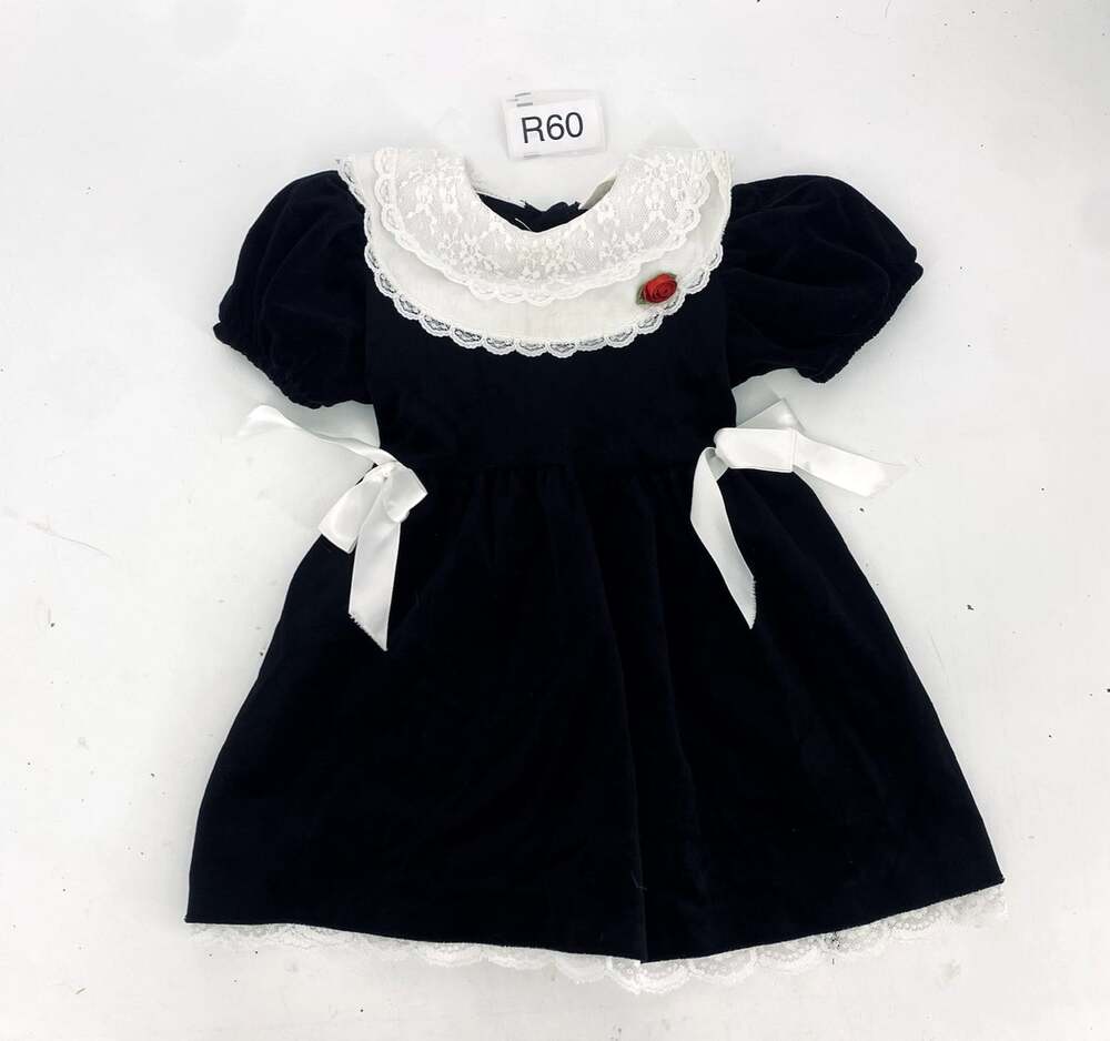 Vintage New York Kids 4T Black Velvet Party Dress Peter Pan Lace Collar Rosette